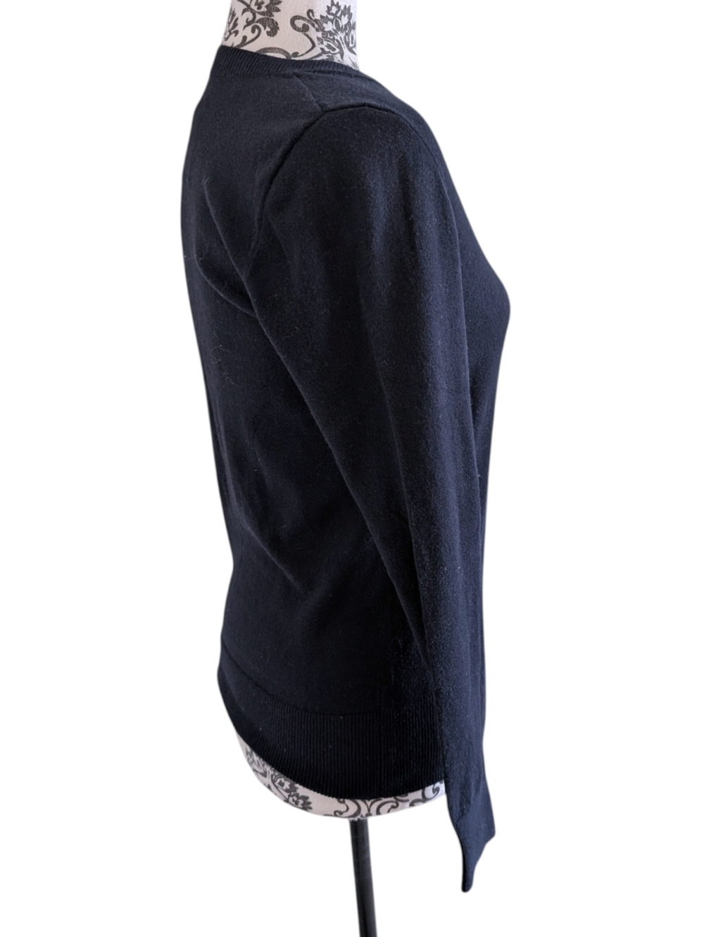 Gilly Hicks V Neck Sweater Women Small Navy Preppy - Picture 5 of 14